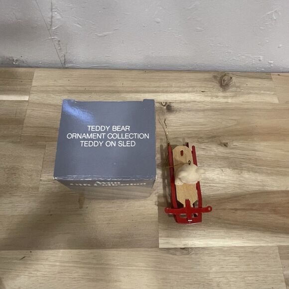 Vintage 1980's Avon White Teddy Bear on Red Metal Sleigh Christmas Ornament - Picture 3 of 6